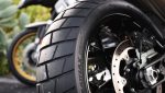 09 - Bridgestone-aposta-em-pneus-on-road-para-as-motos